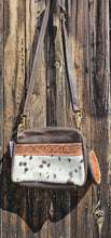 Load image into Gallery viewer, Leather & Hide Bag Set