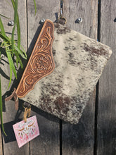 Load image into Gallery viewer, Leather & Hide Crossbody Clutch