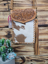 Load image into Gallery viewer, Leather & Hide Phone Bag