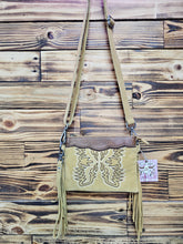 Load image into Gallery viewer, Boot Stitch Crossbody Bag - Camel
