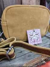 Load image into Gallery viewer, Boot Stitch Shoulder Bag - Camel