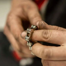 Load image into Gallery viewer, MEDIUM Chain Fidget - 8 link