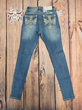 Load image into Gallery viewer, Sabrina Skinny Jeans
