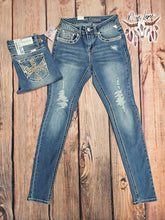 Load image into Gallery viewer, Sabrina Skinny Jeans
