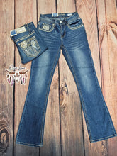 Load image into Gallery viewer, Skye Bootcut Jean