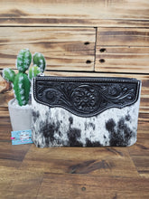 Load image into Gallery viewer, Hide & Leather Clutch