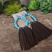 Load image into Gallery viewer, Turquoise bead Fringe Earrings
