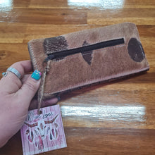 Load image into Gallery viewer, Leather & Hide Wallet