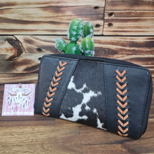 Load image into Gallery viewer, Leather &amp; Hide Boho Wallet
