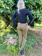 Load image into Gallery viewer, Lola Leopard skinnies
