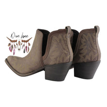 Load image into Gallery viewer, Alabama Booties - Brown