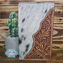 Load image into Gallery viewer, Slim Cowhide Wallet
