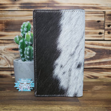 Load image into Gallery viewer, Slim Cowhide Wallet
