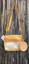 Load image into Gallery viewer, Leather &amp; Hide Bag Set
