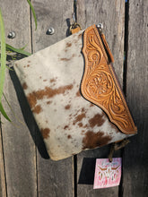 Load image into Gallery viewer, Leather &amp; Hide Crossbody Clutch
