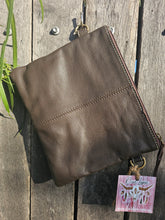 Load image into Gallery viewer, Leather &amp; Hide Crossbody Clutch
