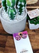 Load image into Gallery viewer, 20mm Glitter Resin Studs - Multiple Options
