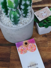 Load image into Gallery viewer, 25mm Glitter Resin Studs - Multiple Options
