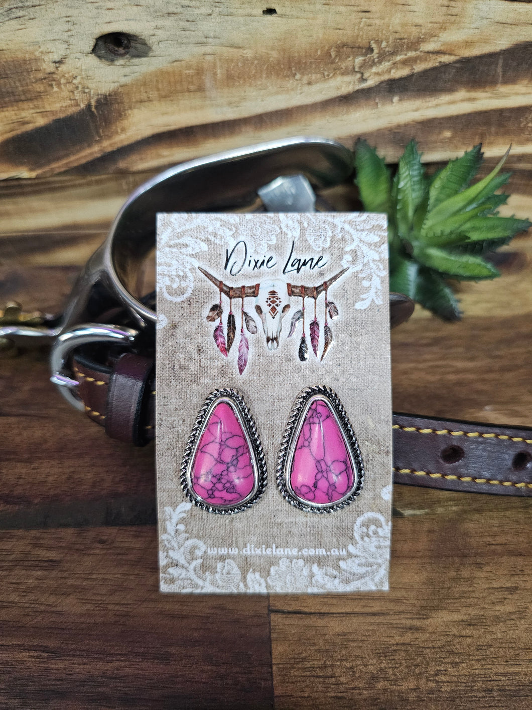 Western Teardrop Stud