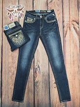 Load image into Gallery viewer, Sara Skinny Jeans

