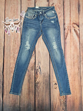 Load image into Gallery viewer, Sabrina Skinny Jeans
