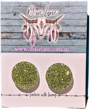 Load image into Gallery viewer, Circle Glitter Studs
