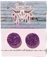 Load image into Gallery viewer, Circle Glitter Studs
