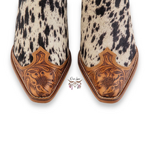 Load image into Gallery viewer, Tooled Cowhide Mules

