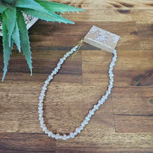 Load image into Gallery viewer, Irregular Pearl Choker
