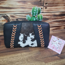Load image into Gallery viewer, Leather &amp; Hide Boho Wallet
