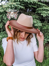 Load image into Gallery viewer, Ombre Panama Hat - Tan
